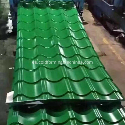 Panel de techo de teja esmaltada que forma la máquina